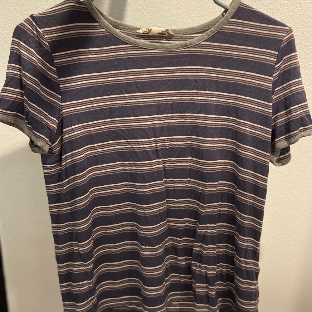 women’s shirt